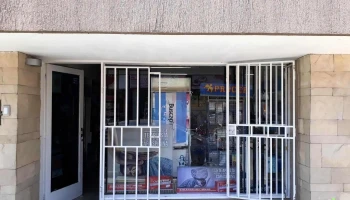 Farmacia Poncio - Pío Angulo 471