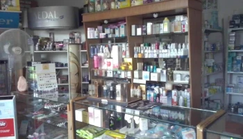 Farmacia Scozziero - San Martín 716