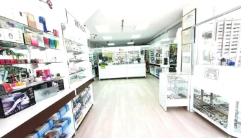 Farmacia y Optica Costanzo - Gral. Roca