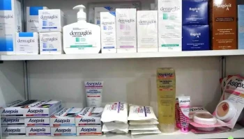 Farmacia y Perfumería Villa Strada - Barrio Villa Strada