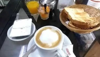 La Pellegrini - Panaderia y Cafeteria - desayuno y merienda - San Miguel De Tucumán