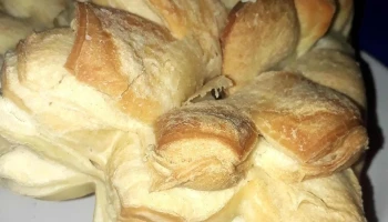 Panaderia Canela Delicalcssen - Merlo