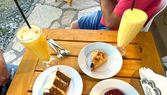 Agua De Azahar Pasteleria -  Instagram - Merlo