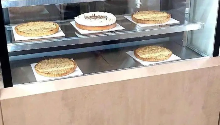 Bernis Pasteleria Ambiente - Yerba Buena