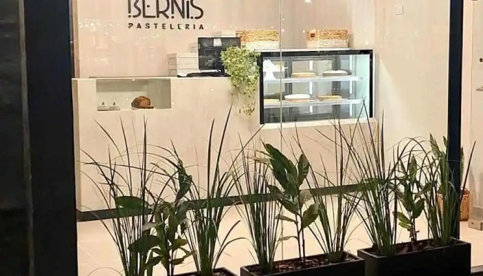 Bernis Pasteleria Instagram - Yerba Buena