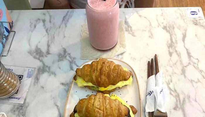 Cefferino Cafepasteleria Abierto Ahora - San Juan