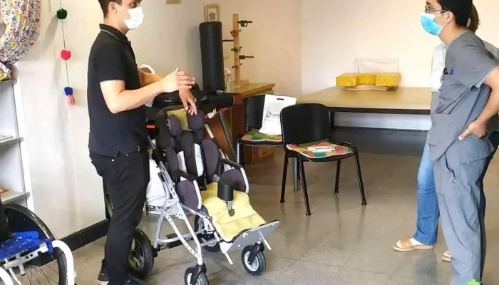 Creen Centro De Rehabilitacion De Enfermedades Neurologicas Edificio - Villa María
