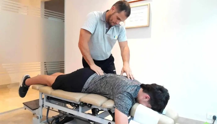 Esteban Pedrosa Quiropractico Tratamiento - Yerba Buena