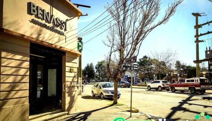Farmacia Benassi - Corral De Bustos-Ifflinger