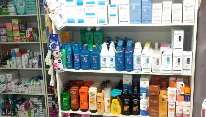Farmacia Lorenzo - Gral. López 26