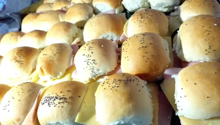 Il Panninno Panaderia Y Confiteria Comida Y Bebida - Villa Mercedes