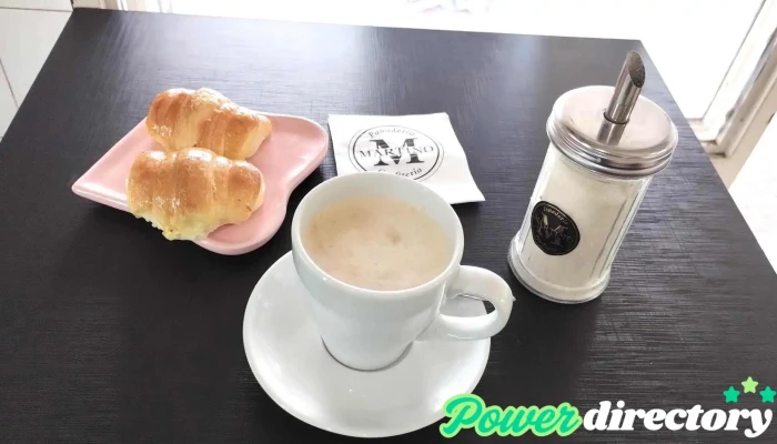 Martinos Bakery -  Comida Y Bebida - Ituzaingó