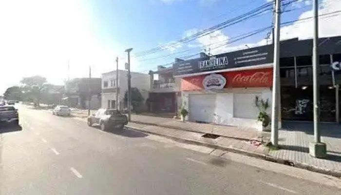 Nello Sa Comentarios - Yerba Buena