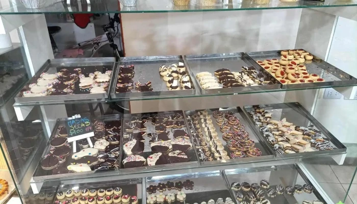 Panaderia Los Milagros Vitrina - Merlo