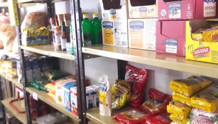 Panaderia Los Tres Chiflados Del Propietario - Juana Koslay