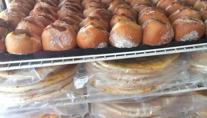 Panaderia Molino Bianco Comida Y Bebida - San Luis