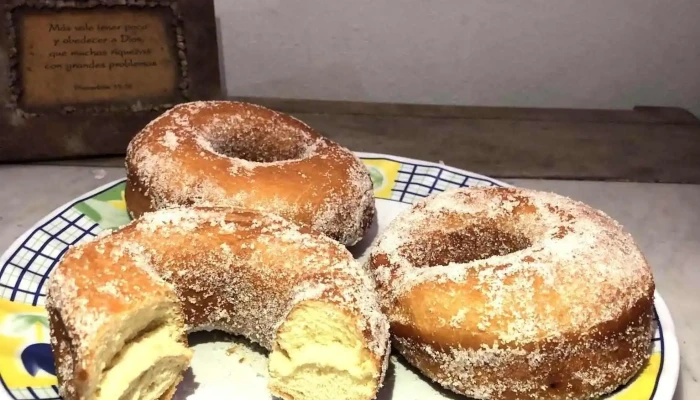 Panaderia Y Confiteria El Principito Comida Y Bebida - San Luis