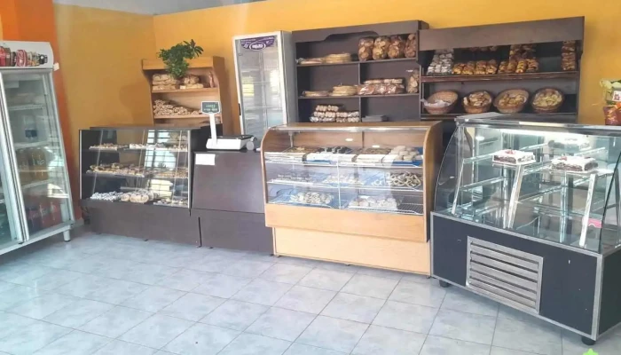Panaderia Y Confiteria San Cayetano Vitrina - San Luis
