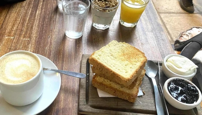 Paradisi Cafe Abierto Ahora - Yerba Buena