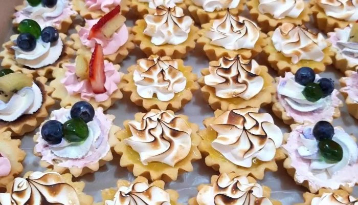 Pasteleria La Nona Luisa -  Del Propietario - La Toma