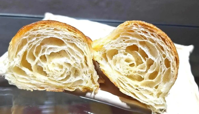 Primitivo Panaderia Artesanal Con Masa Madre -  Croissant - Villa Mercedes