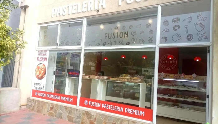 Sandwicheria Fusion Sandwiches De Miga Chipa -  Telefono - Merlo
