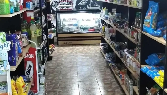 Speedy Market -  Interior - Yerba Buena